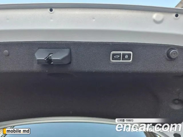2025 Hyundai IONIQ — photo 20