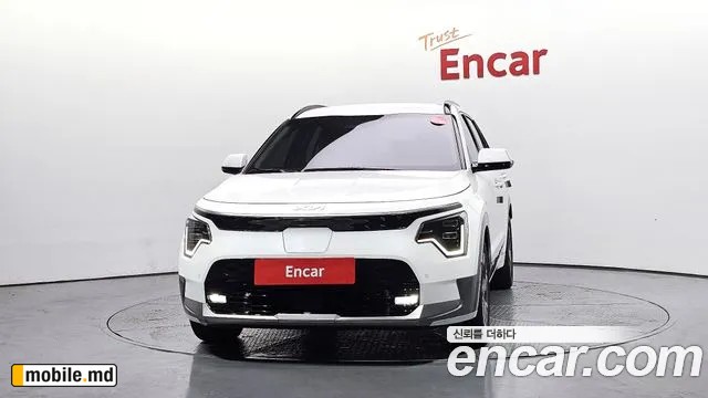 2024 Kia Niro — photo 3