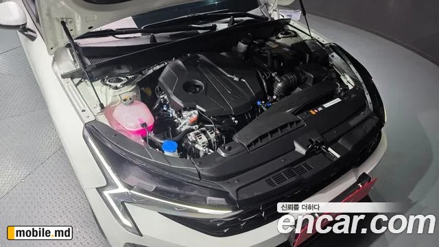 2025 Kia K5 — photo 6