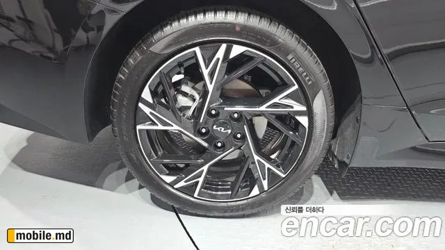 2026 Kia K5 — photo 5