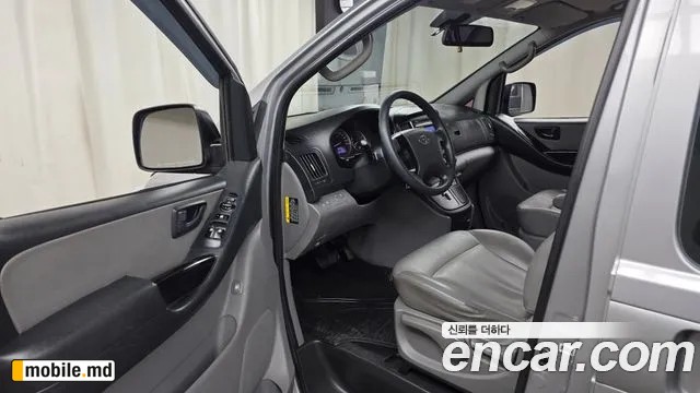 2017 Hyundai Starex — photo 10