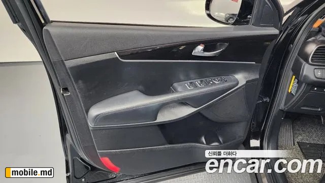 2019 Kia Sorento — photo 24