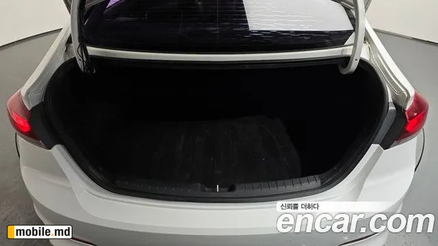 2016 Hyundai Avante — photo 17