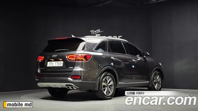 2019 Kia Sorento — photo 2