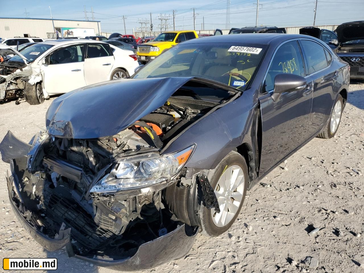 2015 Lexus ES — photo 2