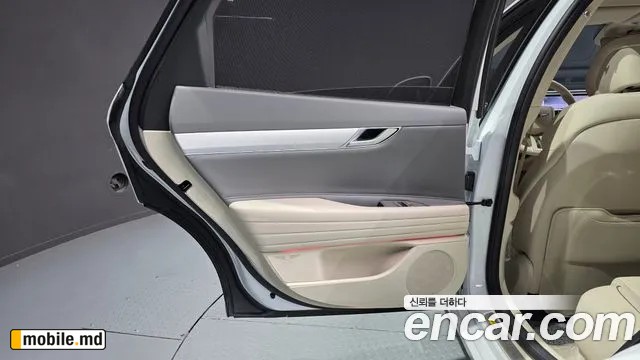 2026 Genesis G80 — photo 25