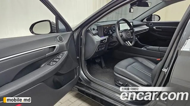 2025 Hyundai Sonata — photo 10