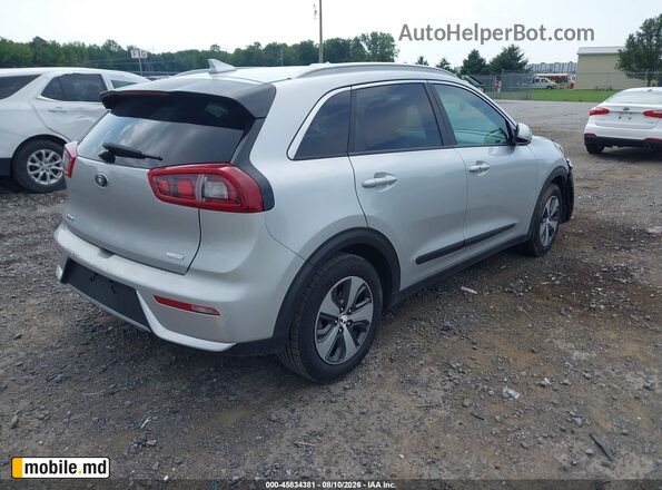 2017 Kia Niro — photo 4