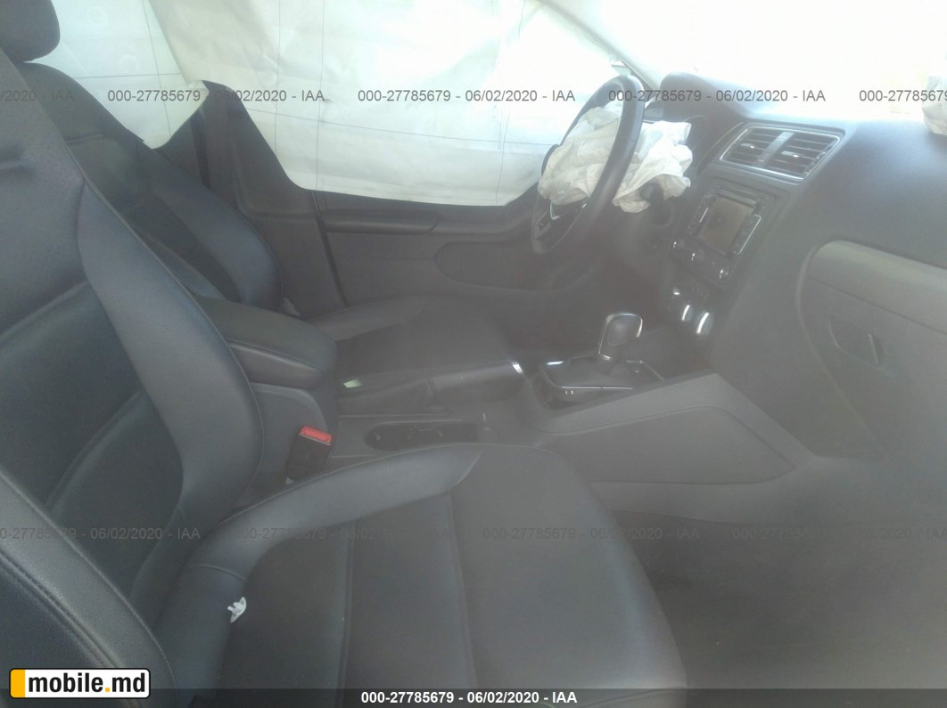 2015 Volkswagen Jetta — photo 4