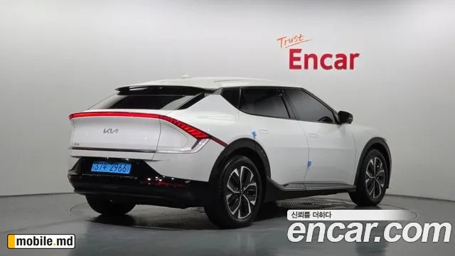 2024 Kia EV6 — photo 2