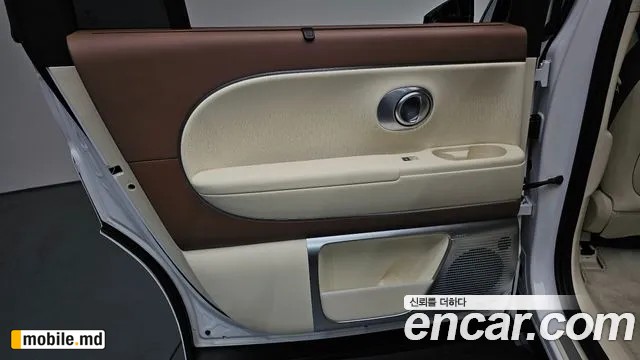 2025 Hyundai IONIQ — photo 25
