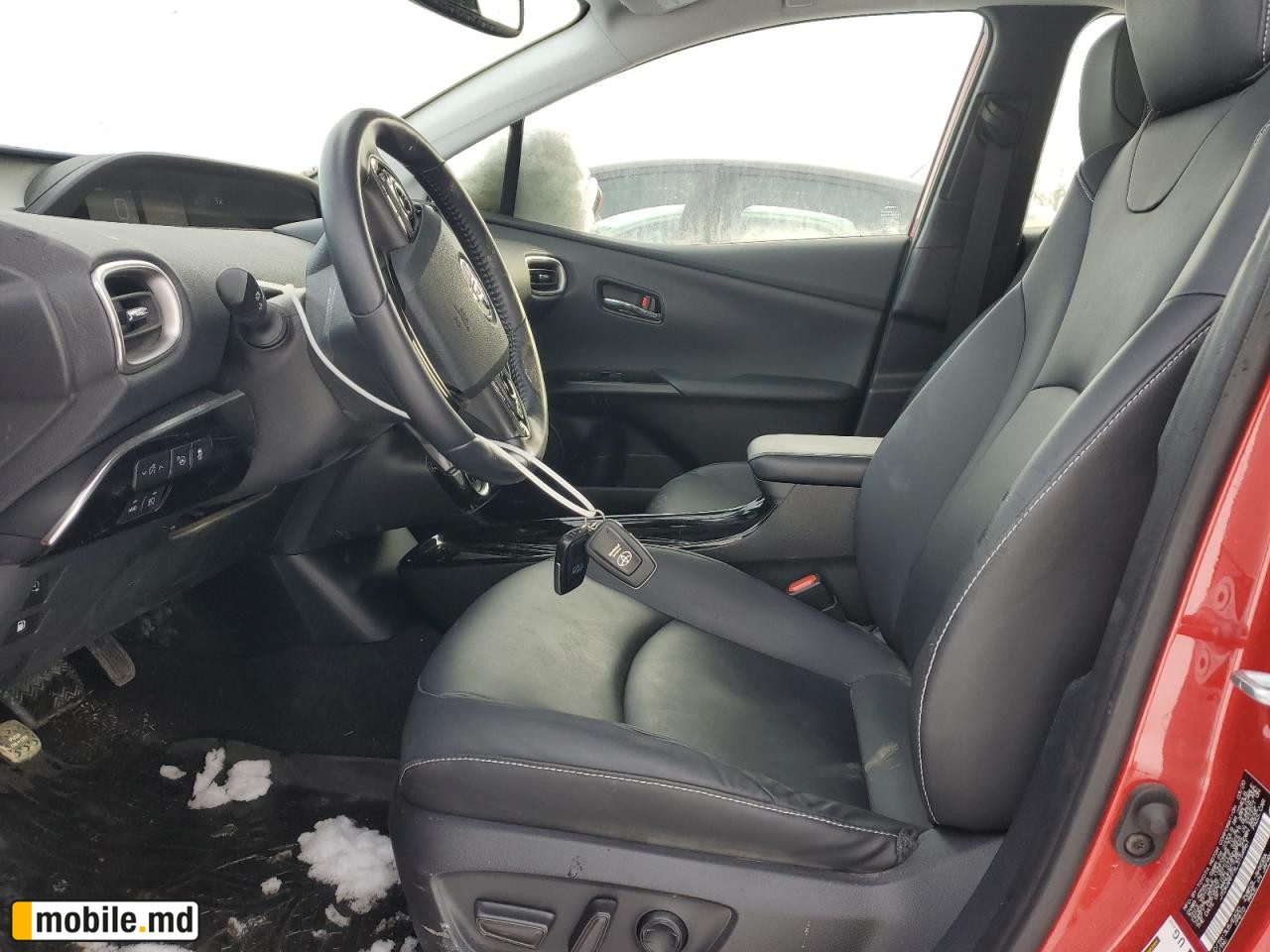 2020 Toyota Prius — photo 7