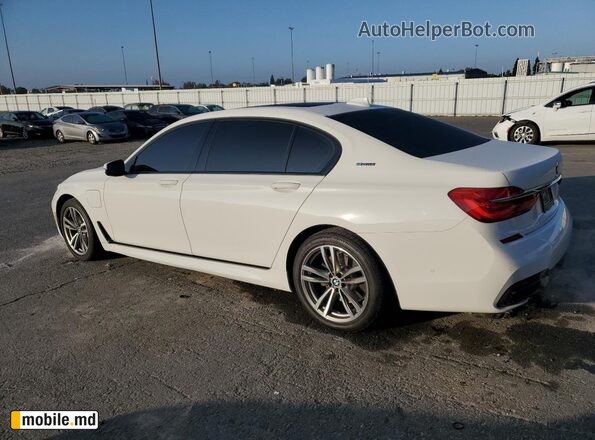 2017 BMW 740 Xe — photo 2
