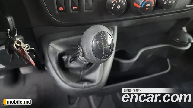 2019 Renault Master — photo 9
