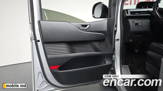 2022 Hyundai Staria — photo 24