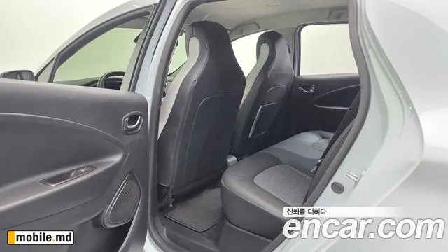 2021 Renault Zoe — photo 18
