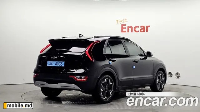 2024 Kia Niro — photo 2