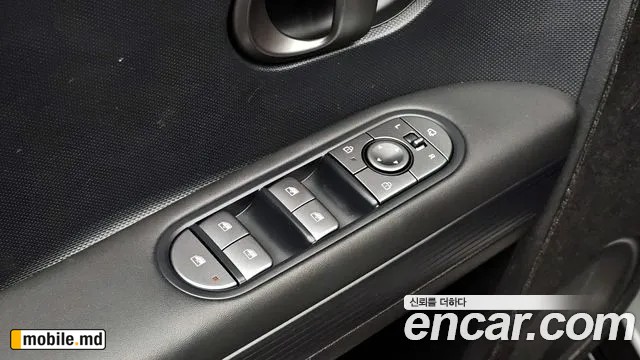 2025 Hyundai IONIQ — photo 29