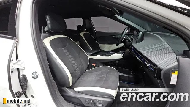 2023 Kia EV6 — photo 26