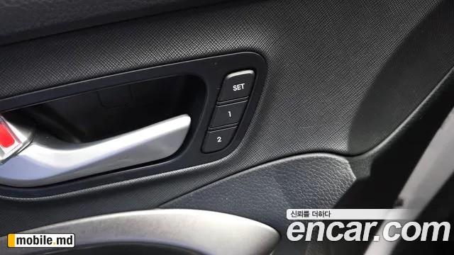 2016 Hyundai Santafe — photo 27