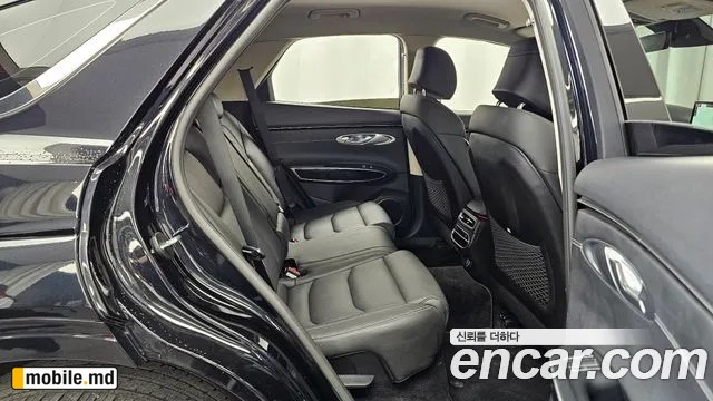 2021 Genesis GV70 — photo 12