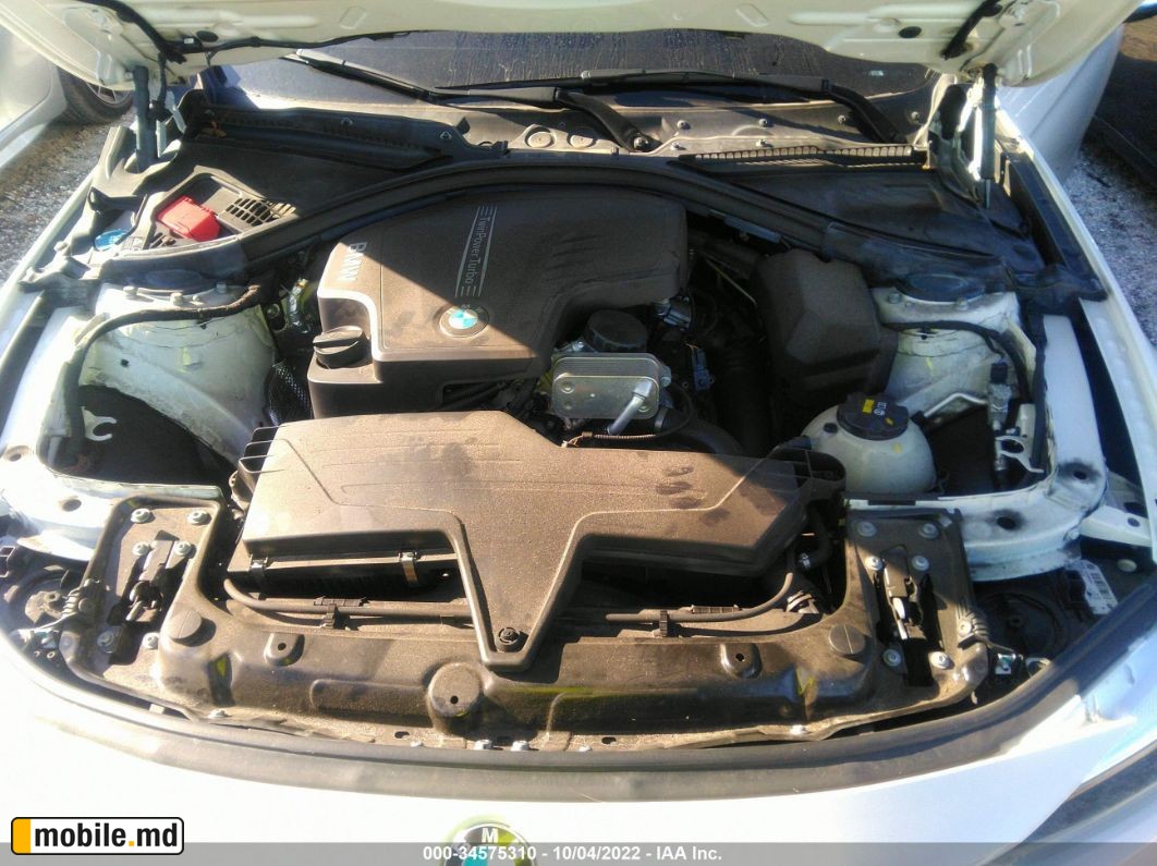2017 BMW 3 Series — photo 10