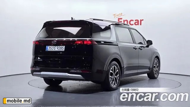 2021 Kia Canival — photo 2