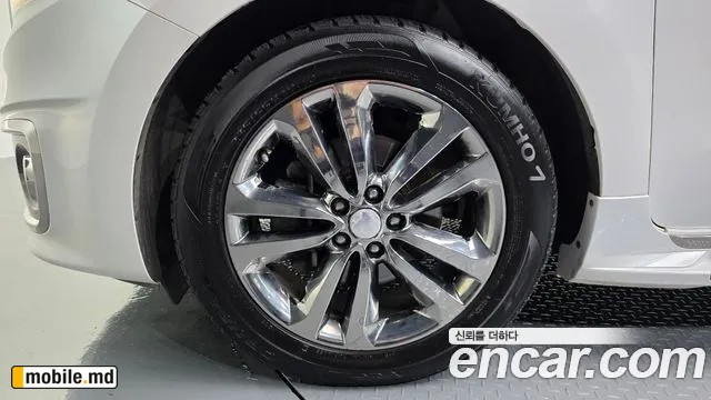2018 Kia Canival — photo 5