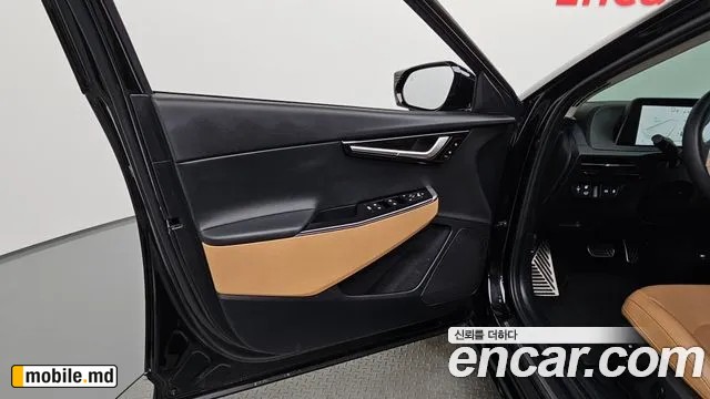 2023 Kia EV6 — photo 24