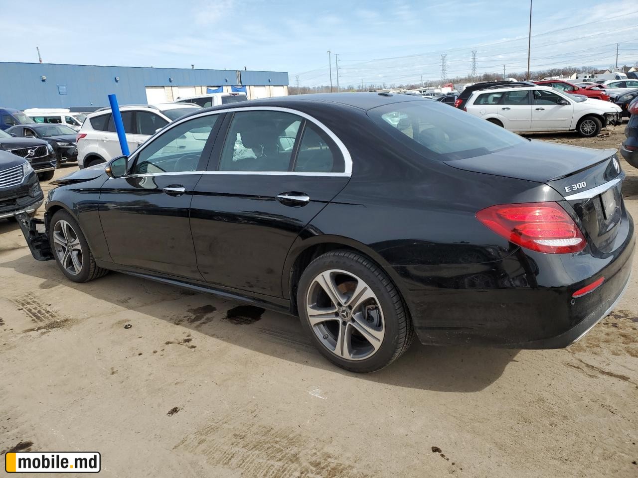 2018 Mercedes-Benz E 300 4Matic — photo 2