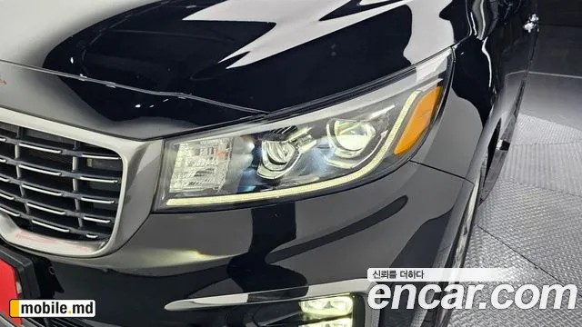 2019 Kia Canival — photo 22