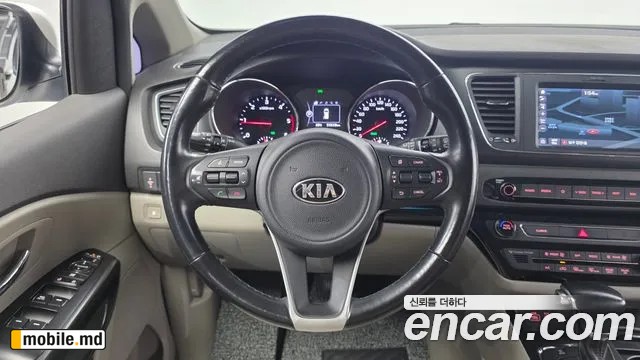 2018 Kia Canival — photo 14
