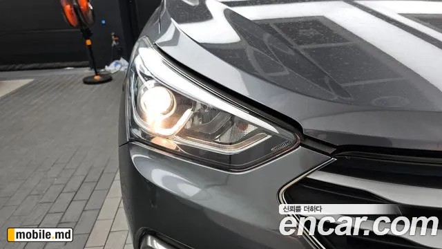 2016 Hyundai Santafe — photo 22