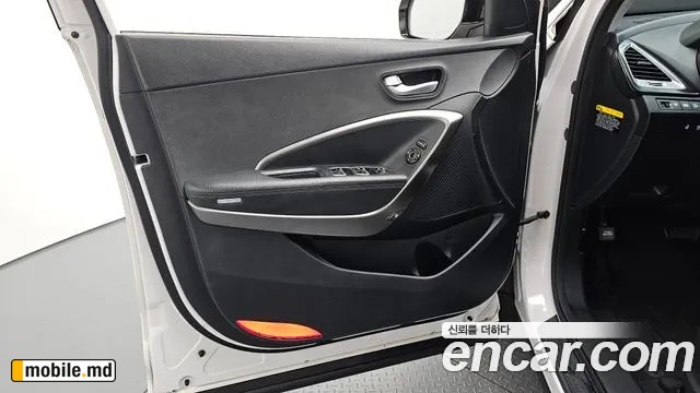 2016 Hyundai Santafe — photo 24