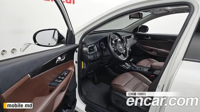 2016 Kia Sorento — photo 10