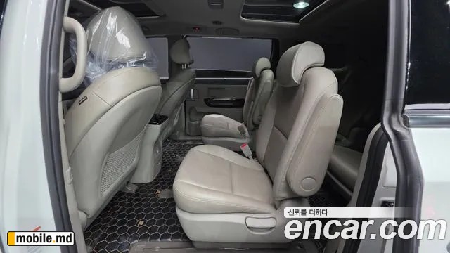 2019 Kia Canival — photo 26