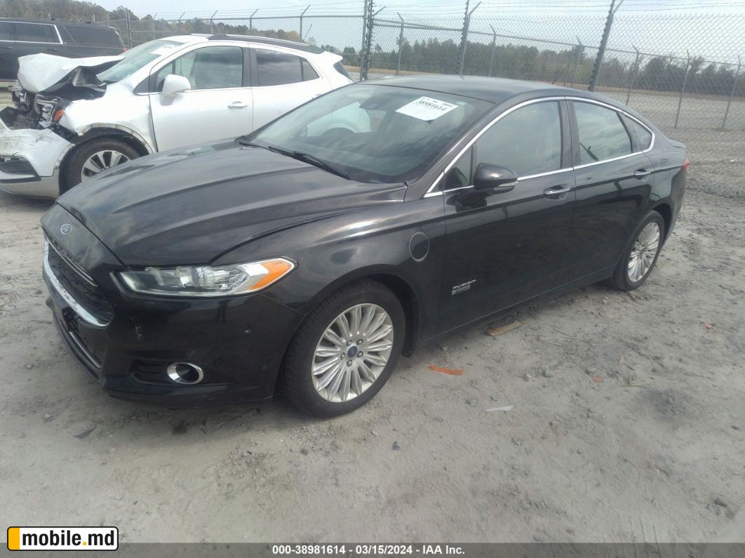 2013 Ford Fusion — photo 2