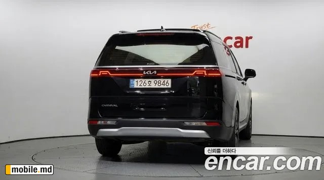 2022 Kia Canival — photo 4