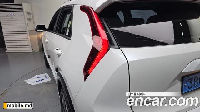 2024 Kia Niro — photo 23