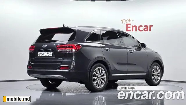 2017 Kia Sorento — photo 2