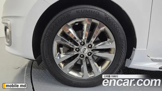 2017 Kia Canival — photo 5