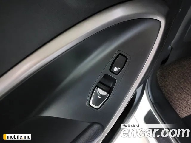 2016 Hyundai Santafe — photo 11