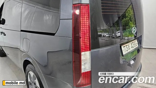 2022 Hyundai Staria — photo 23
