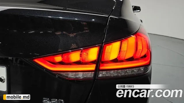 2018 Genesis G80 — photo 23