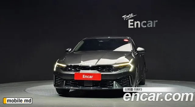 2025 Kia K5 — photo 3