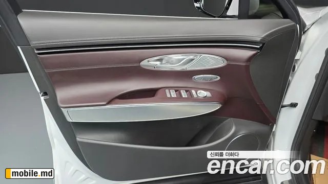 2021 Genesis GV70 — photo 24