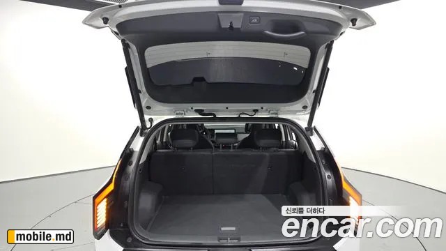 2025 Kia EV3 — photo 31