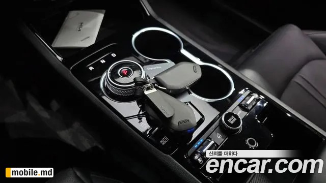 2025 Kia K5 — photo 9