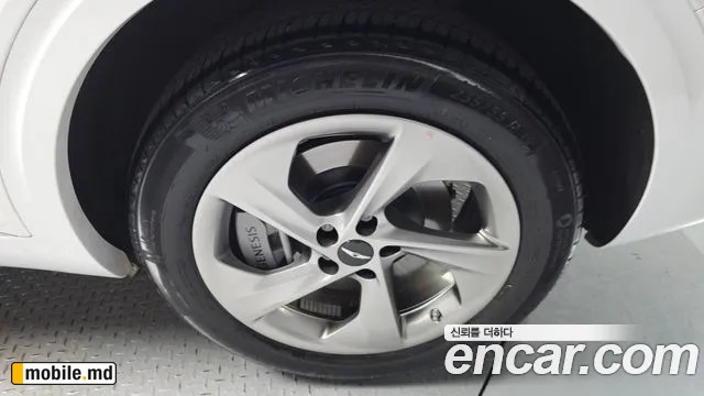 2025 Genesis GV70 — photo 21