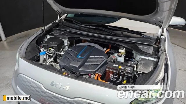 2023 Kia Niro — photo 6